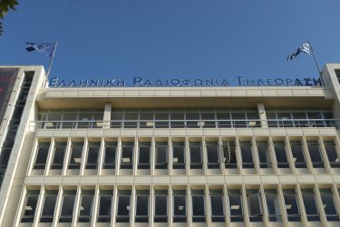 Πώς η ΕΡΤ έβαλε «αυτοκαλάθι» με τα τηλεοπτικά δικαιώματα του μπάσκετ – Γκάφα με δικαστικές προεκτάσεις