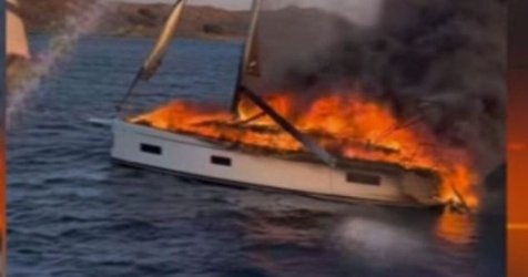 Φωτιά σε ιστιοφόρο στο λιμάνι της Μυκόνου