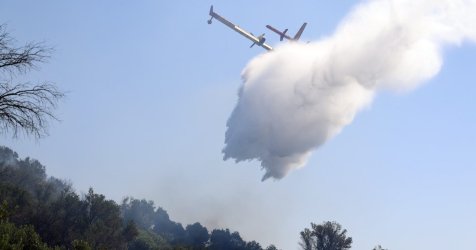 Φωτιά τώρα στα Κρυονέρια Ναυπακτίας – Μάχη με τις φλόγες σε δάσος