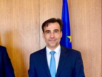 Εφυγε από τους «Δημοκράτες» του Κασσελάκη (και) ο βουλευτής Μιχ. Χουρδάκης