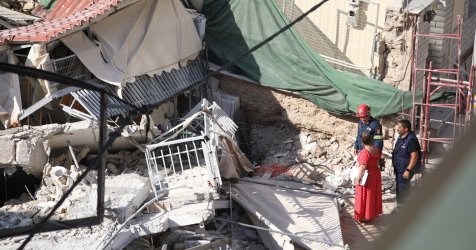 Πέντε συλλήψεις για την κατάρρευση της πολυκατοικίας στα Πετράλωνα