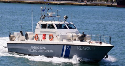 Κατερίνη: Ανατράπηκε λέμβος στην Ολυμπιακή Ακτή – Σώοι οι τρεις επιβάτες