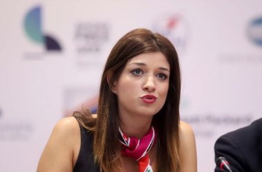 «ΣΥΡΙΖΑ: Αποχώρηση-έκπληξη από τη βουλή για την Κατερίνα Νοτοπούλου»