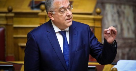 Τάκης Θεοδωρικάκος: «Τέλος στα ψιλά γράμματα και τις κρυφές χρεώσεις των τραπεζών»