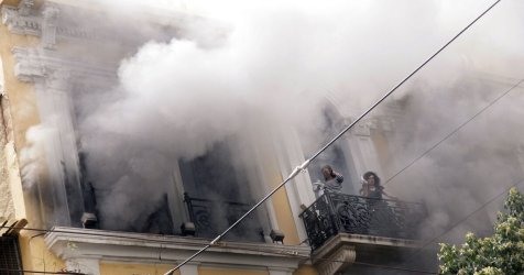 Τρία εντάλματα για τη Marfin – Οι δύο έχουν συλληφθεί, αναζητείται ο τρίτος από την ΕΛ.ΑΣ.