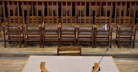 Γενναίες (προεκλογικές) αυξήσεις από 50% έως 90% στους δικαστές