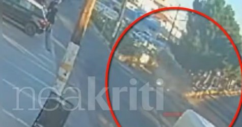 Κρήτη: Καρέ-καρέ η τρελή πορεία αυτοκινήτου που προσέκρουσε σε τέσσερα σταθμευμένα Ι.Χ (Βίντεο)