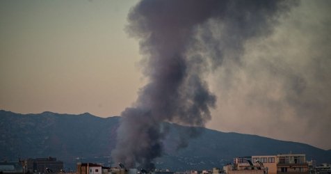 Μυστήριο με τη φωτιά στο Μπάντμιντον: «Το κτίριο φλεγόταν στους πάνω ορόφους» – Ξεκίνησε η έρευνα για τα αίτια
