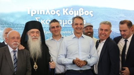 Μητσοτάκης: Ο τριπλός κόμβος Σκαραμαγκά θα αλλάξει τη Δυτική Αττική – Υπεγράφη η σύμβαση