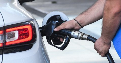 Από σήμερα στα πρατήρια οι μειώσεις στις τιμές βενζίνης και ντίζελ