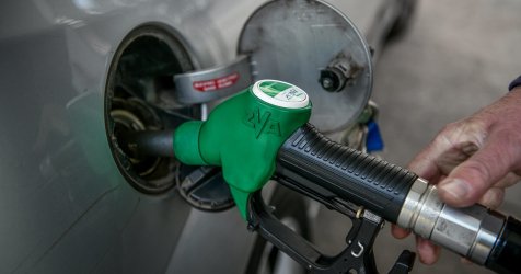 «Τι ψυχή έχει αυτός ο άνθρωπος;» λέει ο 92χρονος που περιέλουσε με πετρέλαιο υπάλληλος βενζινάδικου