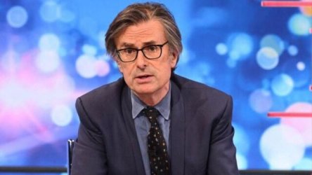Πέστον και… έγινε: Ο Βρετανός δημοσιογράφος που προέβλεψε την οικονομική καταστροφή του 2008 και την Covid-19, προαναγγέλλει κραχ λόγω AI