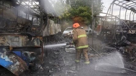 Πόλεμος στην Ουκρανία: Τουλάχιστον 10 νεκροί και πολλοί τραυματίες μετά από εκατέρωθεν επιθέσεις