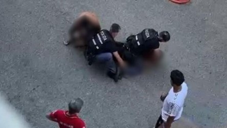Ιταλία: Άνδρας 43 ετών, ο οποίος είχε ακινητοποιηθεί από αστυνομικούς, πέθανε από ανακοπή καρδιάς – Σκληρή εικόνα που θυμίζει Τζορτζ Φλόιντ
