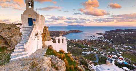 Το νησί «έκπληξη» που είναι ο ιδανικός προορισμός αντί για τη Σαντορίνη
