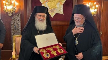 Συνάντηση Οικουμενικού Πατριάρχη με Πατριάρχη Ιεροσολύμων στο Φανάρι: Στο επίκεντρο η προστασία των χριστιανών στους Αγίους Τόπους (Εικόνες)