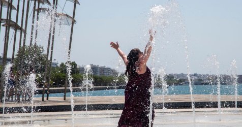 Η πιο επικίνδυνη ημέρα του καύσωνα: Ο Λίβας εκτοξεύει κι άλλο τη θερμοκρασία