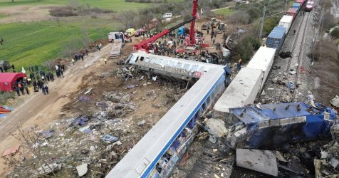 Τέμπη: Πρόταση του εισαγγελέα για παραπομπή Τριαντόπουλου στο Ειδικό Δικαστήριο για το μπάζωμα