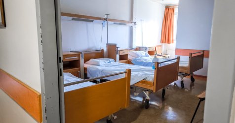 «Συναγερμός στην Καστοριά: Επικίνδυνα κρούσματα σαλμονέλας πλήττουν τους νέους»
