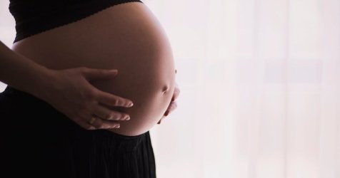Καλλιθέα: «Με πίεζε επίμονα να κάνω άμβλωση» – Σοκάρει η κατάθεση της 37χρονης εγκύου