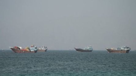 Ιράν: Επίθεση σε πλοίο μεταφοράς LPG στα Στενά του Ορμούζ – Η Τεχεράνη κατηγορεί τις ΗΠΑ για πλήγμα με πύραυλο
