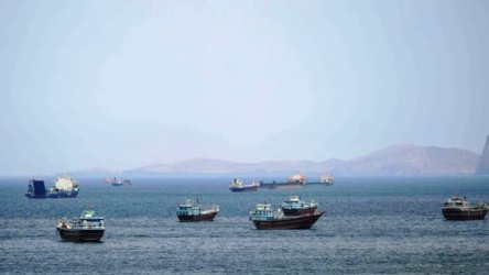 Axios: Εισήγηση για παύση των αμερικανικών βομβαρδισμών στα Στενά του Ορμούζ – “Η επιχείρηση έχει εξαντλήσει την αποτελεσματικότητά της”