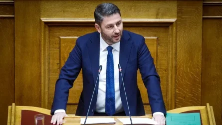 Βολές Ανδρουλάκη κατά Μητσοτάκη για «θεσμικό οπορτουνισμό»