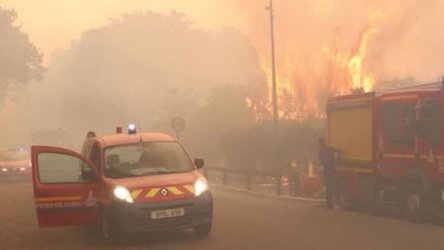 Γαλλία: Οι υψηλές θερμοκρασίες και οι άνεμοι φουντώνουν ξανά το πύρινο μέτωπο – Στους 39 βαθμούς η θερμοκρασία στο Μπορντό το απόγευμα (Βίντεο)