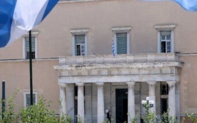 Στη Βουλή ρυθμίσεις για πληγείσες καλλιέργειες και επιζωοτίες