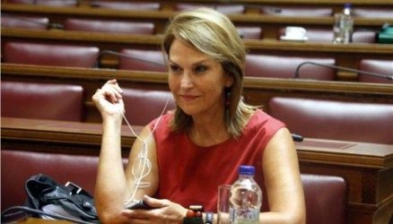 Η Μαρία Ρεπούση αποχώρησε από τον ΣΥΡΙΖΑ-Οι αιχμές για το «Πουλαντζάς»