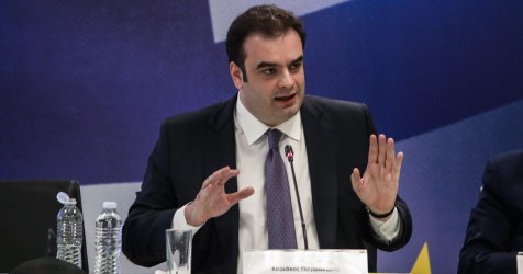 Τι σημαίνει η ρήτρα διαφυγής – Το αίτημα Πιερρακάκη που «ξεκλειδώνει» 1 δισ. για επενδύσεις στην ενέργεια