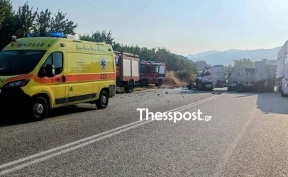 Μητέρα και γιος τα θύματα του τροχαίου στις Σέρρες: Βίντεο σοκ από τη στιγμή της μετωπικής