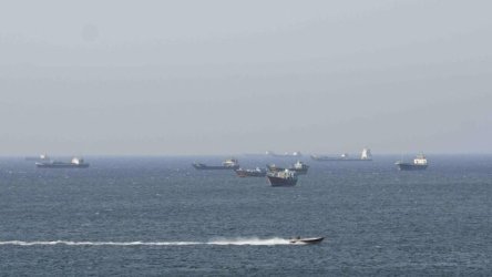 Στενά του Ορμούζ: Η συμφωνία για την αποκατάσταση της εμπορικής ναυτιλίας συνεπάγεται άρση των λιμανιών του Ιράν από τις ΗΠΑ