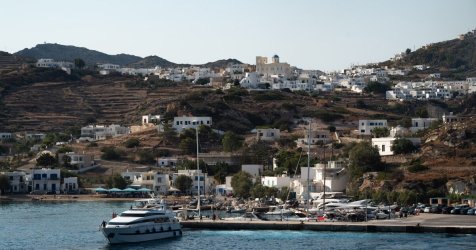 Πώς γράφτηκε η τραγωδία με τον 17χρονο στην Κίμωλο – Τι απαντά ο δήμαρχος για το πιστοποιητικό