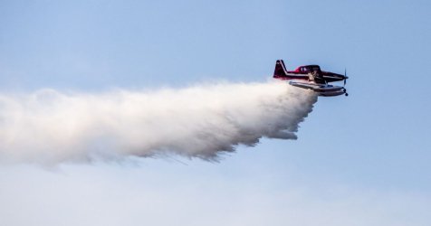 Φωτιά τώρα στο Κορωπί στην περιοχή Καρελά – Στη μάχη εναέρια μέσα