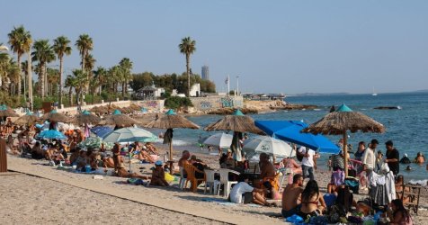 Καύσωνας διαρκείας μέχρι τον Σεπτέμβριο: Στους 33 βαθμούς η Αθήνα ακόμη και τα μεσάνυχτα