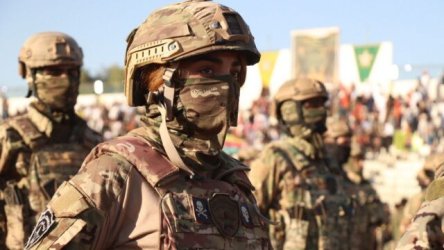 Συρία: Τέλος εποχής για τους Κούρδους – Διαλύονται οι Συριακές Δημοκρατικές Δυνάμεις