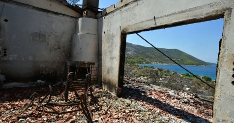 Γιατί κάηκε το Πόρτο Γερμενό: Καθυστερήσεις και υποτίμηση του μετώπου έδειξε η έρευνα
