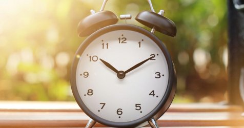 Αλλαγή ώρας 2026: Πότε γυρίζουμε τα ρολόγια μία ώρα πίσω