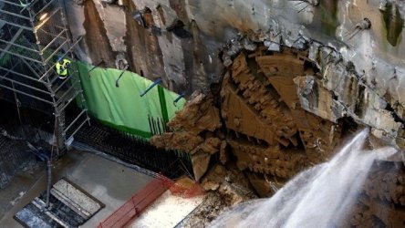 Δημόσια έργα: Παρέμβαση της κυβέρνησης ζητούν οι εργολήπτες για τις αναθεωρήσεις