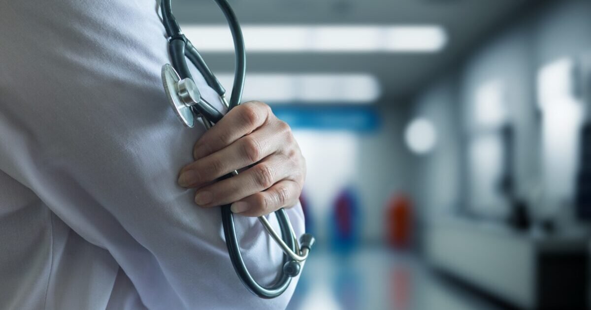 «Σοκ στο Περιστέρι: Η συγκλονιστική κατάθεση γιατρού για την δηλητηρίαση από την πρώην σύζυγό του»