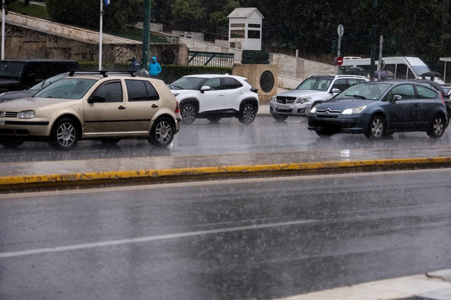 Κίνηση τώρα: Σοβαρό μποτιλιάρισμα στον Κηφισό και μεγάλες καθυστερήσεις στην Αττική Οδό